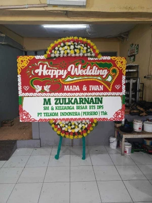 Papan Bunga di Benda Baru
